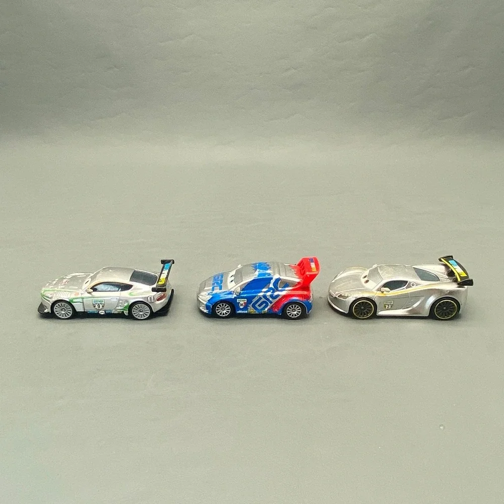 Disney Cars Diecast Lot Silver Nigel Gearsley Raoul CaRoule Shu Todoroki